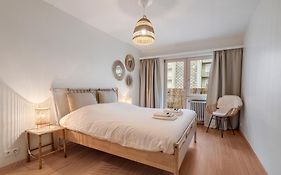 Beautiful Spacious Apartment 100M From The Beach With 2 Terraces & Private Garage Box